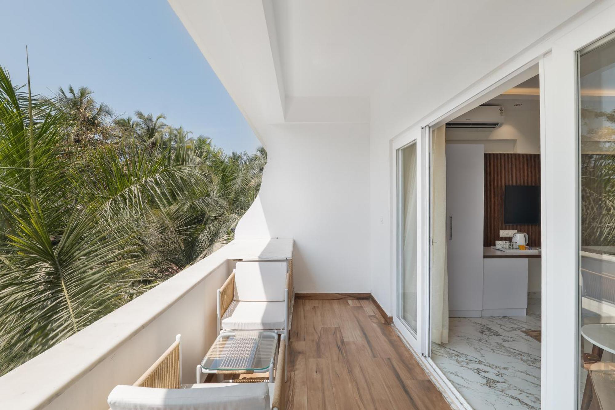 White Wharf Beach Resort Morjim Goa Exterior photo